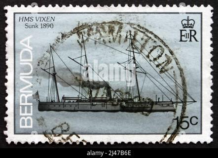 BERMUDA - UM 1986: Eine auf Bermuda gedruckte Marke zeigt HMS Vixen, Schiffswrack, Wracked 1890, circa 1986 Stockfoto