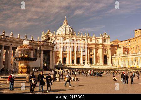 Petersplatz, Vatikan, Rom Italien. Stockfoto