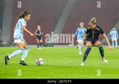 Glasgow, Großbritannien. 12. April 2022. Die schottische Fußballmannschaft der Frauen spielte eine WM-Qualifikation gegen Spanien im Hampden Park, Glasgow, Schottland, Großbritannien Credit: Findlay/Alamy Live News Stockfoto