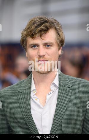 London, Großbritannien. 12. April 2022. Johnny Flynn bei der britischen Premiere der Operation Hackeat im Curzon Mayfair Kino in London. Bilddatum: Dienstag, 12. April 2022. Bildnachweis sollte lauten: Matt Crossick/Empics/Alamy Live News Stockfoto