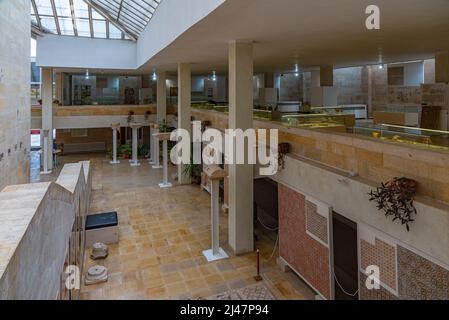 Veliki Preslav, Bulgarien, 8. Mai 2021: Historisches Museum in Veliki Preslav, Bulgarien Stockfoto