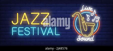 Jazz-Festival mit Live-Sound-Neon-Schild. Gelbes Saxophon mit fliegenden Melodiezeichen in hellen Kreisen. Nächtliche Werbung. Vektorgrafik Stock Vektor