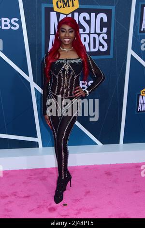 11. April 2022 – Nashville, Tennessee – Reyna Roberts. 2022 CMT Music Awards im Nashville Municipal Auditorium. (Bild: © Dara-Michelle Farr/AdMedia) Stockfoto