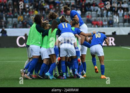 Thun, Kanton Bern, Schweiz. 12. April 2022. Qualifikation Frauen-WM AU-NZ 2023.Schweiz - Italien.Exultance Italien (Bildnachweis: © Andrea Amato/Pacific Press via ZUMA Press Wire) Stockfoto