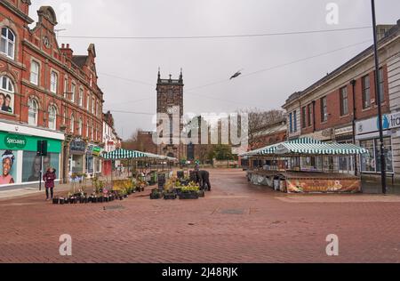 Ruhiger Marktplatz in Burton auf Trent, Großbritannien Stockfoto