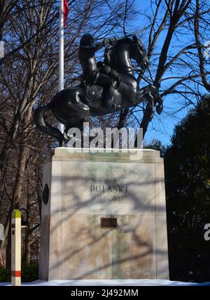 Der revolutionäre Kriegsheld General Casimir Pulaski wird mit einer Statue in Hartford, Conn. Er galt als Vater der amerikanischen Kavallerie. Stockfoto