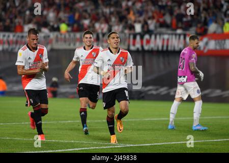 BUENOS AIRES, ARGENTINIEN - 3. APRIL: Juan Fernando Quintero von River Plate feiert sein Tor während eines Copa de la Liga 2022-Matches zwischen River Plate Stockfoto