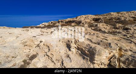 Alte fossile Düne, Oolithen, Los Escullos, Naturpark Cabo de Gata-Níjar, UNESCO-Biosphärenreservat, Klimaregion der heißen Wüste, Almería, Andalucía, Stockfoto