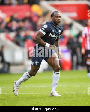 10. April 2022 - Brentford gegen West Ham United - Premier League - Brentford Community Stadium Michail Antonio während des Spiels in der Brentford Communit Stockfoto