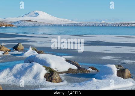 Palm Loch mit Ben Griam Mor dahinter, Sutherland Stockfoto