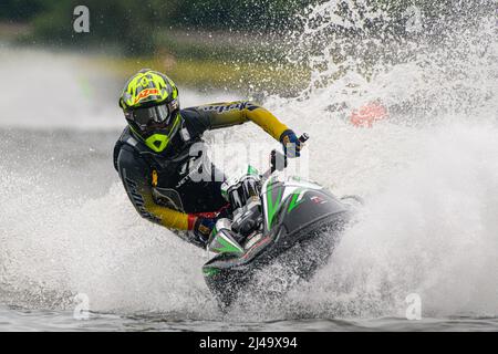 IJSBA EUROPE, JET-SKI-RENNEN 2021, in Mons, Belgien. Let's Race. Konkurrenz Kurvenfahrt mit Geschwindigkeit und viel Spray. Stockfoto