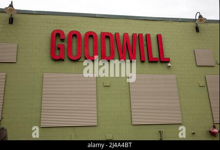 Goodwill-Zentrum für Spenden mit Berufsausbildung für Behinderte und Bedürftige. St. Paul Minnesota, USA Stockfoto