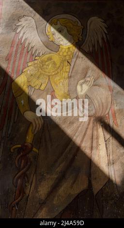 Turin, Italien - 19. März 2022: Fresko mit Michael dem Erzengel im mittelalterlichen Dorf Turin. Stockfoto