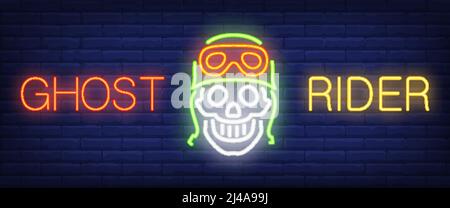 Ghost Rider Neon Text mit Totenkopf in Helm und Brille. Transport- und Angebotskonzept. Werbedesign. Nacht helles Neonschild, bunte Plakatwand, Stock Vektor