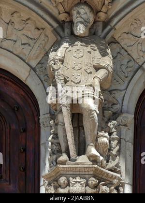 Einige architektonische Details des Klosters Jerónimos sind eines der wichtigsten Beispiele für den portugiesischen manuelinischen Architekturstil in Lissabon. Stockfoto