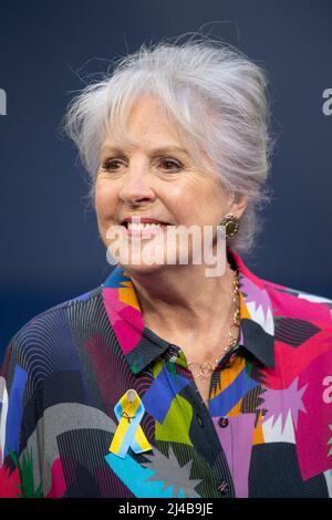 Penelope Wilton nimmt an der britischen Premiere der „Operation Hackeat“ auf dem Curzon Mayfair am 12. April 2022 in London, England, Teil. Stockfoto