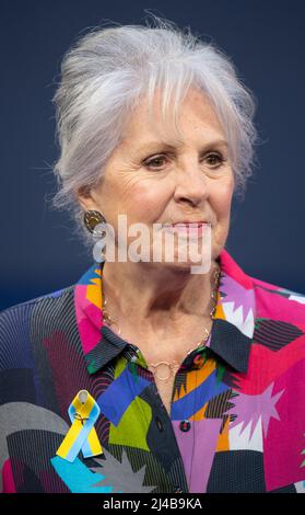 Penelope Wilton nimmt an der britischen Premiere der „Operation Hackeat“ auf dem Curzon Mayfair am 12. April 2022 in London, England, Teil. Stockfoto