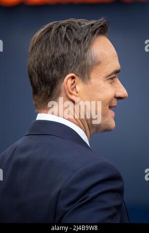 Matthew Macfadyn nimmt an der britischen Premiere der „Operation Mincemeat“ auf dem Curzon Mayfair am 12. April 2022 in London, England, Teil. Stockfoto