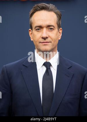 Matthew Macfadyn nimmt an der britischen Premiere der „Operation Mincemeat“ auf dem Curzon Mayfair am 12. April 2022 in London, England, Teil. Stockfoto