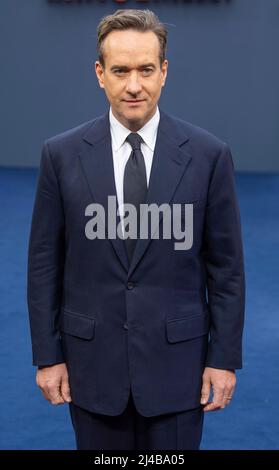 Matthew Macfadyn nimmt an der britischen Premiere der „Operation Mincemeat“ auf dem Curzon Mayfair am 12. April 2022 in London, England, Teil. Stockfoto