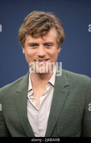 Johnny Flynn nimmt an der britischen Premiere der „Operation Hackeat“ auf dem Curzon Mayfair am 12. April 2022 in London, England, Teil. Stockfoto