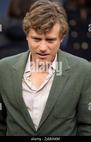 Johnny Flynn nimmt an der britischen Premiere der „Operation Hackeat“ auf dem Curzon Mayfair am 12. April 2022 in London, England, Teil. Stockfoto