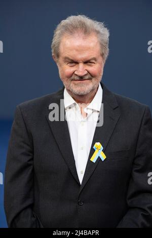 John Madden nimmt an der britischen Premiere der „Operation Hackeat“ auf dem Curzon Mayfair am 12. April 2022 in London, England, Teil. Stockfoto