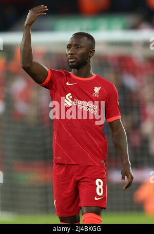 Liverpool, England, 13.. April 2022. Naby Keita aus Liverpool während des UEFA Champions League-Spiels in Anfield, Liverpool. Bildnachweis sollte lauten: Darren Staples / Sportimage Credit: Sportimage/Alamy Live News Stockfoto