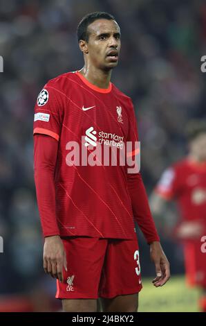 Liverpool, England, 13.. April 2022. Joel Matip von Liverpool während des UEFA Champions League-Spiels in Anfield, Liverpool. Bildnachweis sollte lauten: Darren Staples / Sportimage Credit: Sportimage/Alamy Live News Stockfoto