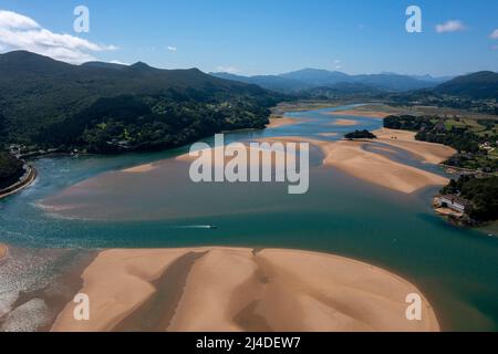 Biosphärenreservat Urdaibai, Mündung des Flusses Oka, Region Gernika-Lumo, Provinz Biskaya, Baskenland, Spanien Stockfoto