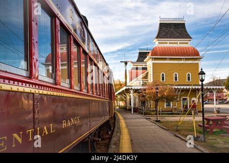 Der Bahnhof Conway Scenic Railway in North Conway, New Hampshire. Stockfoto