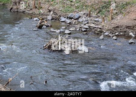 Fluss nette in Mayen 2022, nach dem Hochwasser von 2021 mehr Platz Stockfoto