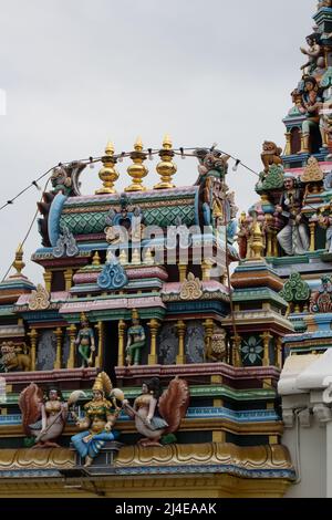 GEORGE STADT, MALASIA – 31. JANUAR 2020 die dekorierten außerhalb des Sri Maha Mariamman Hindu-Tempels Stockfoto