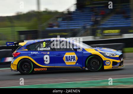 Dan Camish, Ford Focus ST, BTCC springt wieder in Aktion in Vorbereitung für die Rennsaison 2022, BTCC, British Touring Car Championship, Launch Day A Stockfoto