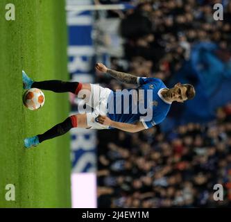 Glasgow, Großbritannien. 14. April 2022. Ryan Jack (Rangers) während des UEFA Europa League Viertelfinales 2.-Beinspiel zwischen Glasgow Rangers und Sporting Braga im Ibrox Stadium in Glasgow, Schottland. UEFA Europa League Viertelfinale mit 2. Teilstrecken Alex Todd/SPP Credit: SPP Sport Press Photo. /Alamy Live News Stockfoto