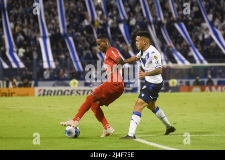 Buenos Aires, Argentinien. 14. April 2022. Velez (aus Argentinien) und Red Bull Bragantino während des Spiels, das am 14. April 2022 im Estadio Jose Amalfitani in Buenos Aires, Argentinien, stattfand. Das Spiel gilt für die Copa Libertadores 2022. Kredit: Gabriel Sotelo/FotoArena/Alamy Live Nachrichten Stockfoto