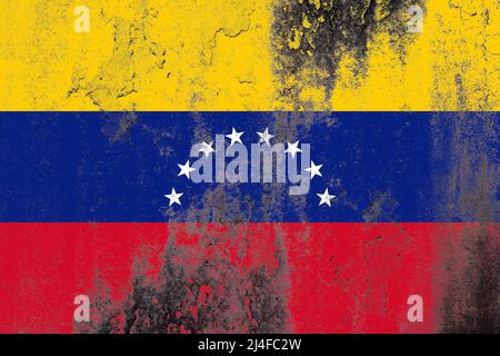 Venezuela Flagge auf einer grungigen alten Betonwand gemalt Stockfoto