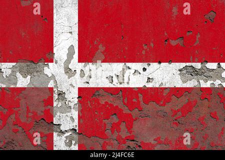 Dänemark Flagge auf einer rustikalen alten Betonwand Stockfoto