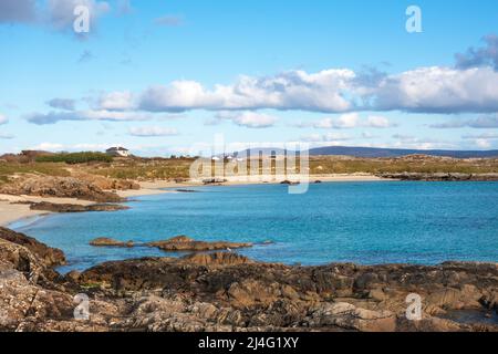 Schöne Aussicht auf Gurteen Beach, Roundstone, Connemara, Co. Galway, Irland Stockfoto