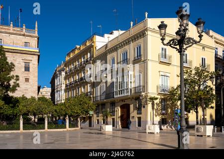 Spanien, Valencia, Spanien, Valencia, Plaza de la Virgen (Plaça de la Mare de Déu), Carrer Bailia, La Casa de la Ciencia del CSIC und Valencia Stockfoto