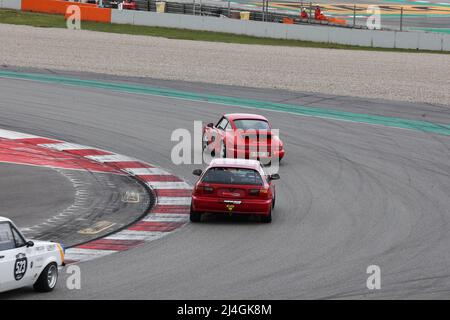 Porsche 911 Carrera RS, Honda Civic & Ford Escort RS200 im Rennen der 80er Jahre in Espiritu de Montjuic, Barcelona, Spanien 2/3/2022 Stockfoto