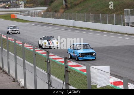 Autos, die in den 80er Jahren Rennen in Espiritu de Montjuic, Barcelona, Spanien 2/3/2022 Stockfoto