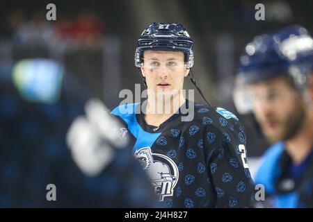 Jacksonville Icemen Stürmer Ian McKinnon (27) während Aufwärmphasen vor einem ECHL-Eishockeyspiel gegen die Greenville Swamp Rabbits in der Veterans Memorial Arena in Jacksonville, Florida, Mittwoch, 13. April 2022. [Gary Lloyd McCullough/Cal Sport Media] Stockfoto