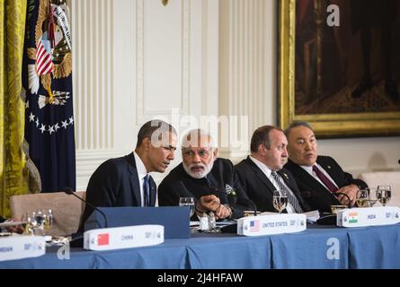 Washington, Usa. 01. April 2016. Präsident Barack Obama spricht in Washington mit dem indischen Premierminister Narendra Damodardas Modi. (Foto von Mykhaylo Palinchak/SOPA Images/Sipa USA) Quelle: SIPA USA/Alamy Live News Stockfoto