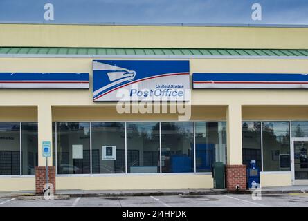 Houston, Texas USA 12-03-2021: USPS-Storefront in einem Standort in Houston, TX. United States Postal Service wurde 1971 gegründet. Stockfoto
