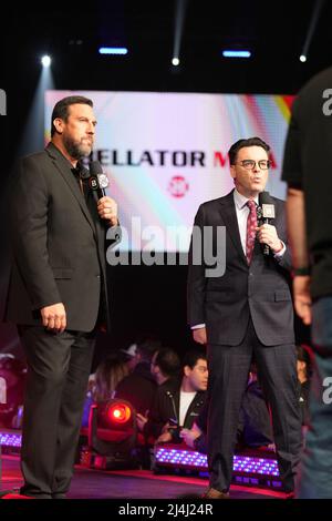 San Jose, Kalifornien, USA. 15. April 2022. SAN JOSE, CA - 15. April: John McCarthy im SAP Center for Bellator 277: McKee vs Pitbull 2 - Veranstaltung am 15. April 2022 in SAN JOSE, USA. (Foto von Louis Grasse/PxImages) Credit: Px Images/Alamy Live News Stockfoto