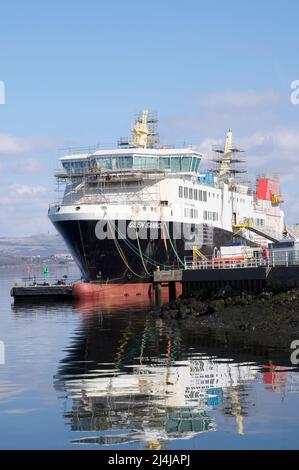 Port Glasgow, Schottland, Großbritannien, März 23. 2022, Ferguson Marine Werft und der Fortschritt der neuen Calmac Fähre namens Glen Sannox Stockfoto