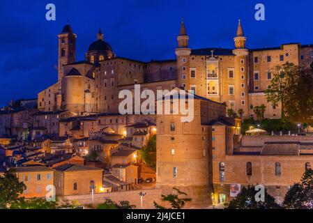 Blick auf das Stadtbild von Urbino, Italien. Stockfoto