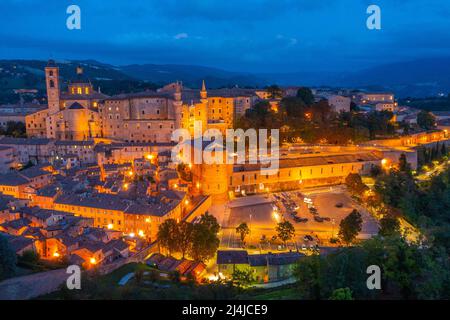 Blick auf das Stadtbild von Urbino, Italien. Stockfoto