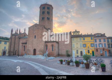 Basilika des Heiligen Antoninus in der italienischen Stadt Piacenza. Stockfoto